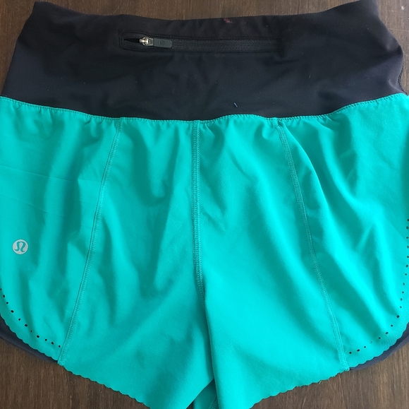 LULULEMON Teal lightweight short - Picture 3 of 9